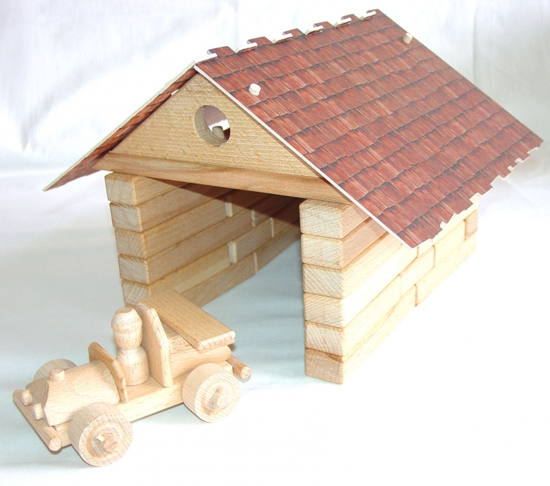 Drevená garáž s autíčkom stavebnica | drevené hračky