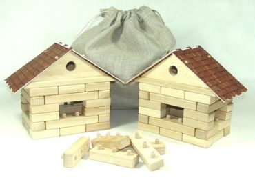 Kocky. Stavebnica 2 domčeky | drevená hračka