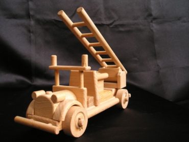 Hasičské vozidlo | požiarny automobil, voz | drevené hračky