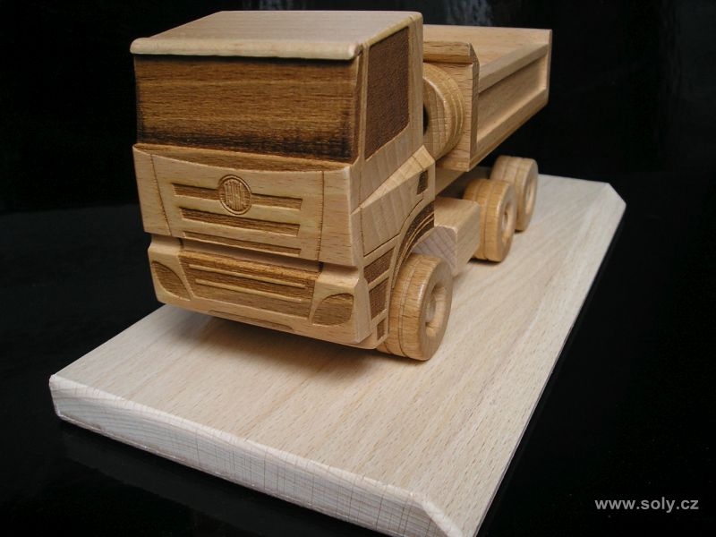 Tatra drevený nákladné vozidlo s logom, darček, model
