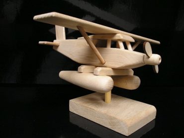 Darček lietadlo hydroplán | drevené darčeky a hračky