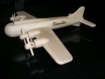 Vojenské lietadlo hračka | drevené darčeky a hračky