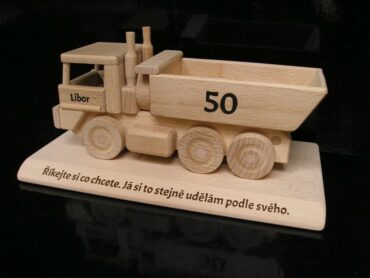 Darček k 40 50 60 narodeninám nákladné auto