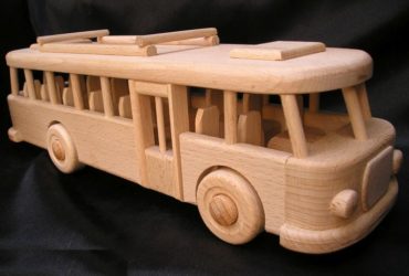 Drevené hračky - autobus RTO