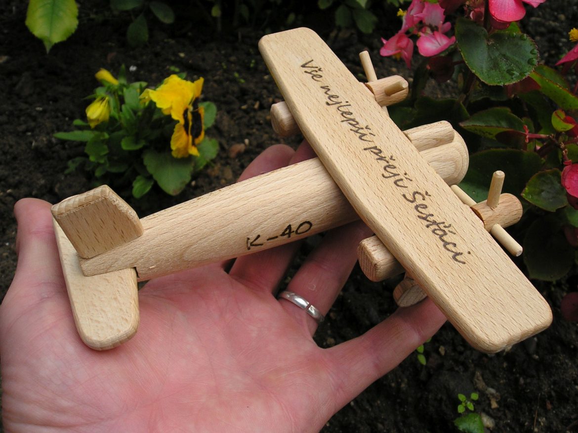 Detské drevené lietadlo | drevené hračky letadla
