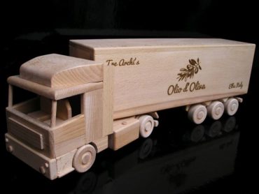 Víno, alkohol truck kamión | drevený darček pre vodiča kamiónu