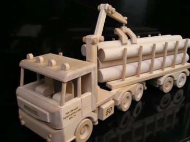 Prepravník dreva | lesné nákladné auto vozidlo