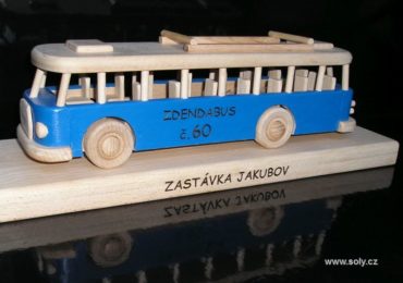 Autobus RTO | drevená hračka, drevený darček, červený