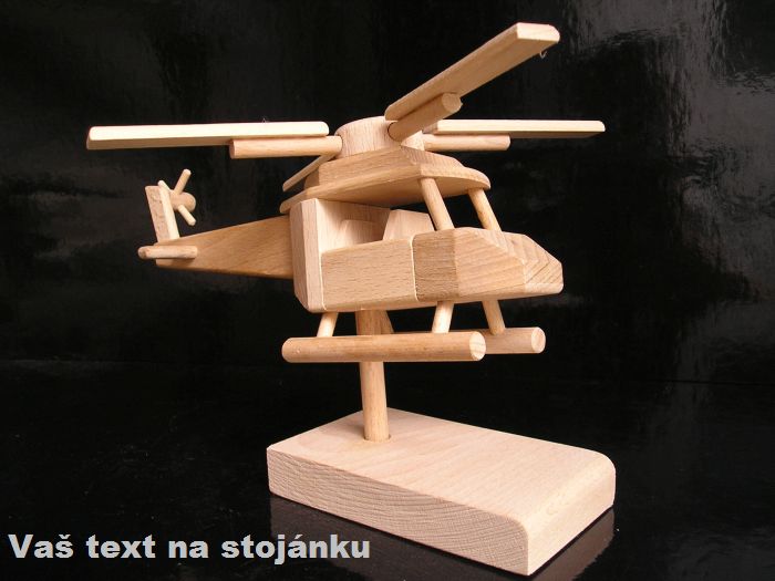 Vrtuľník pre pilota vrtulníku na stojančeku | drevené darčeky dárky a hračky