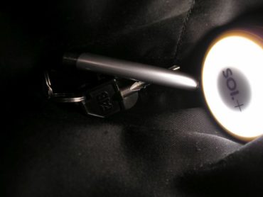 LED svietidlo, lampička, baterka, PowerBank | chytré doplnky do dámskej kabelky, darčeky pre ženy
