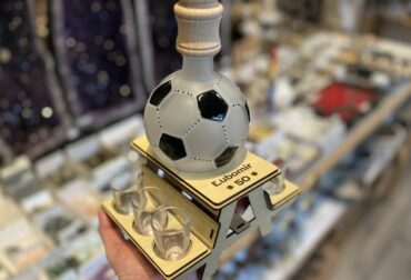 futbalová fľaša darček k narodeninám