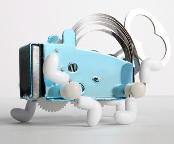 PEA mechanické plechové hračky na kľúčik pre děti