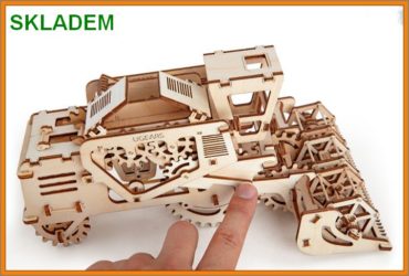 Kombajn mechanické puzzle, 3D technická stavebnice, drevená hračka