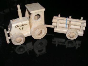 traktor | drevené darčeky pre vodičov trakory, drevená hračka