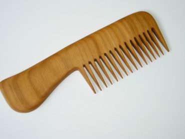 drevený hrebeň
