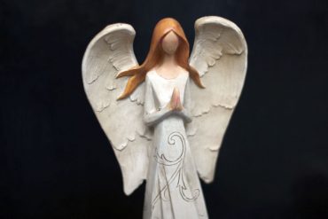 Veľký biely anjel ochranca. Anjelik darček pre manželku, ženu.