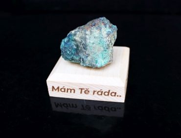 Malachit chrystochol surový minerálny kameň darček