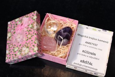 Magické minerále Ametyst - Ruženín - Kryštáľ
