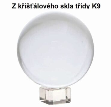 Veľká krištáľová sklenená guľa