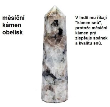 Obelisk z mesačného kameňa