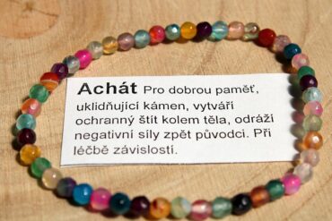 Achát farebný brúsený náramok z minerálnych kameňov
