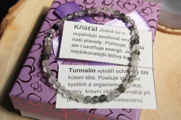 Brúsený krištál turmalín náramok minerálov a kameňov