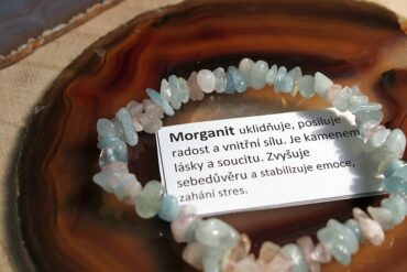 Náramok morganit minerál kryštáľ