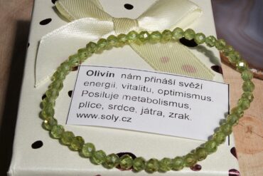 Olivín dámske náramky z minerálov a kameňov