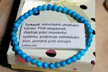 Tyrkenit náramky z minerálov a kameňov