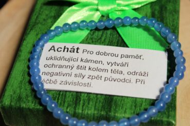 Achát modrý dámske náramky z minerálov a kameňov