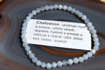 Chalcedon dámske náramky z minerálov a kameňov