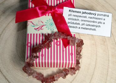 Kremeň jahodový - náramok minerál význam